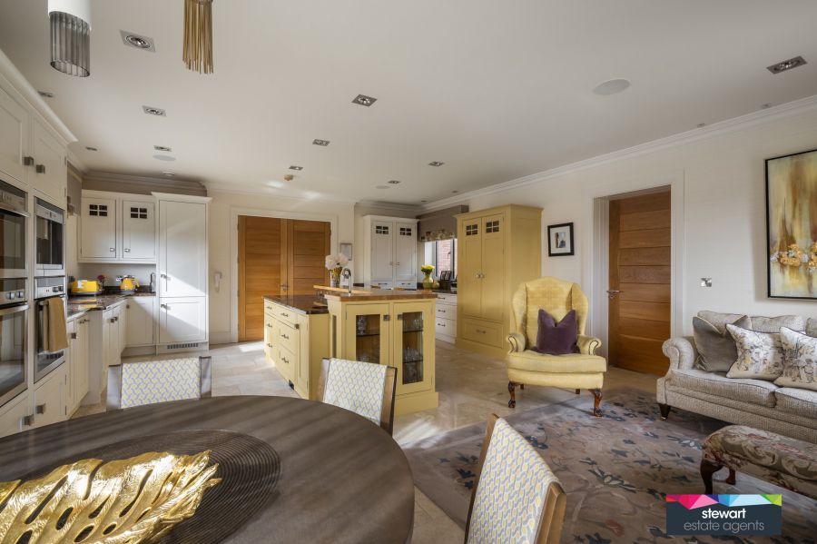 The Croft, 8a Waringfield Park