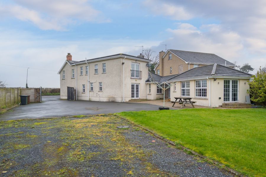 5 Damhead Road