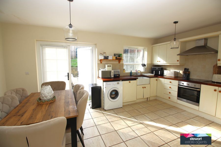 53 Glebe Gardens
