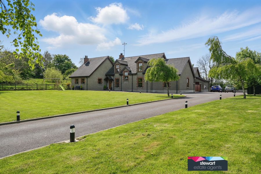 3 Kinallen Road