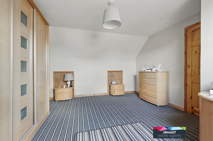 3 Edenview Way