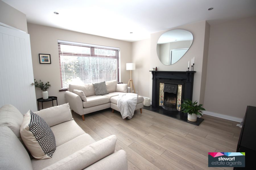 25 Claremont Avenue