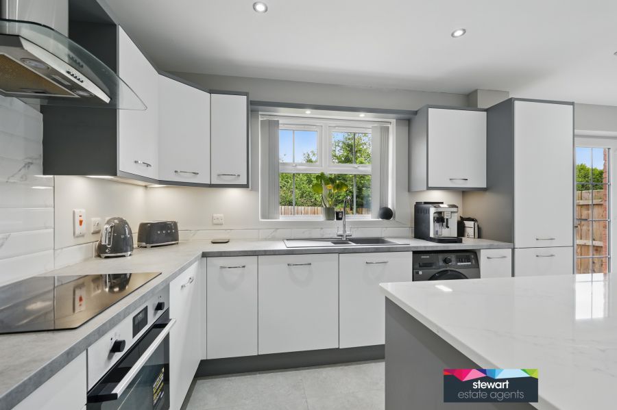 14 Glebe Close