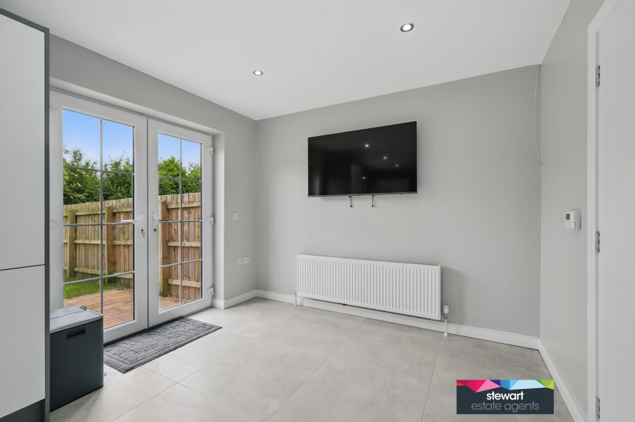14 Glebe Close