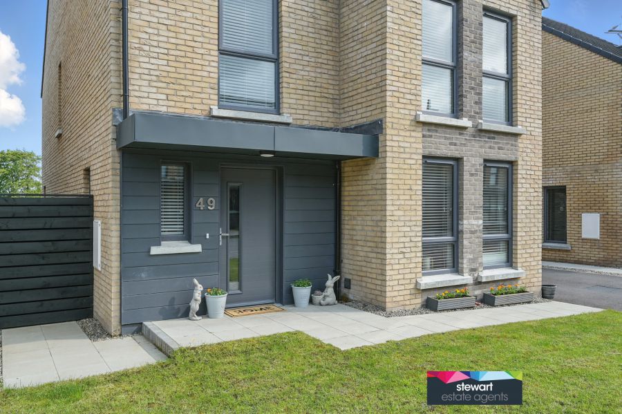 49 Moira Gate