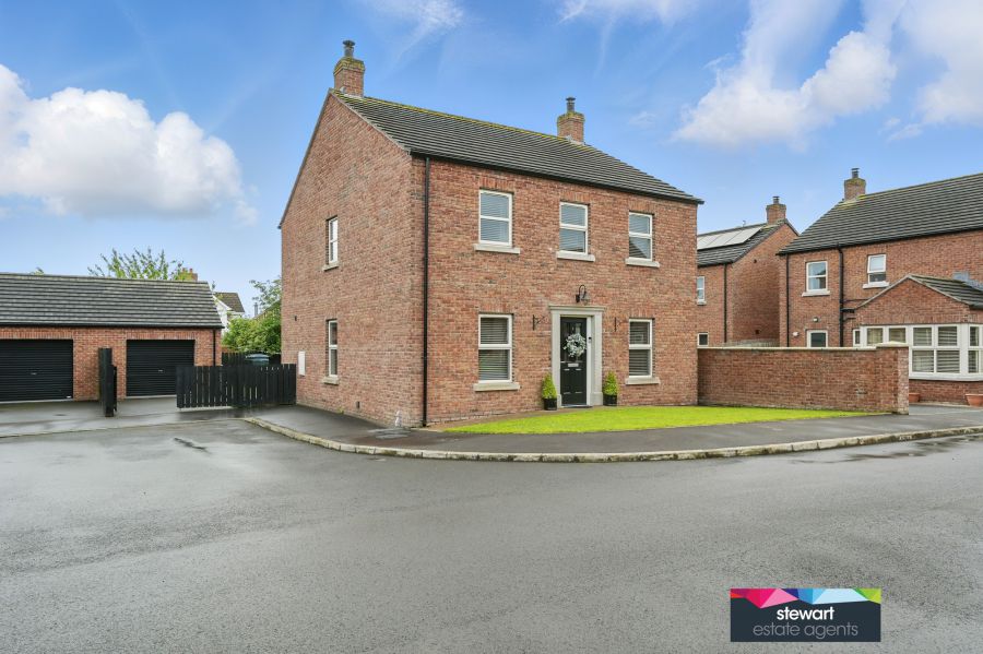 2 St James Meadow, st james, royal hillsborough, BT26 6GS