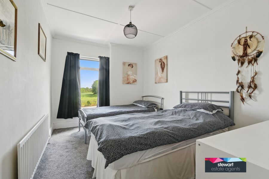 30 Lower Ballinderry Road