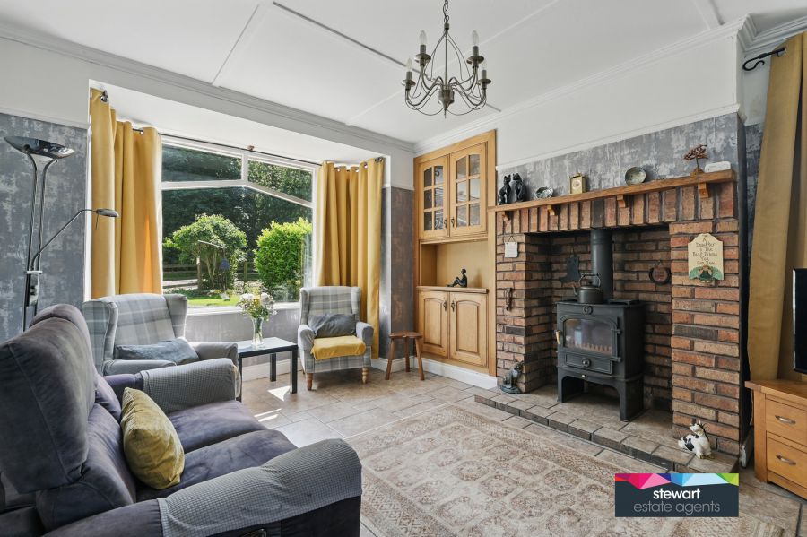 30 Lower Ballinderry Road