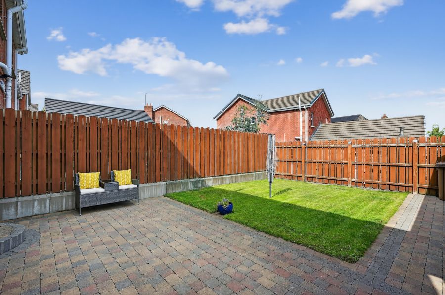 4 Windsor Hill