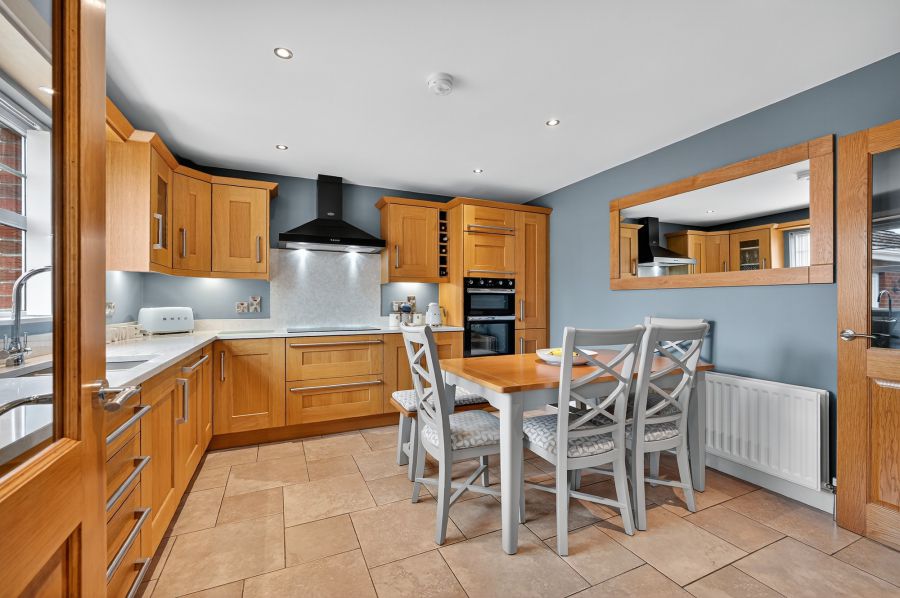 4 Windsor Hill