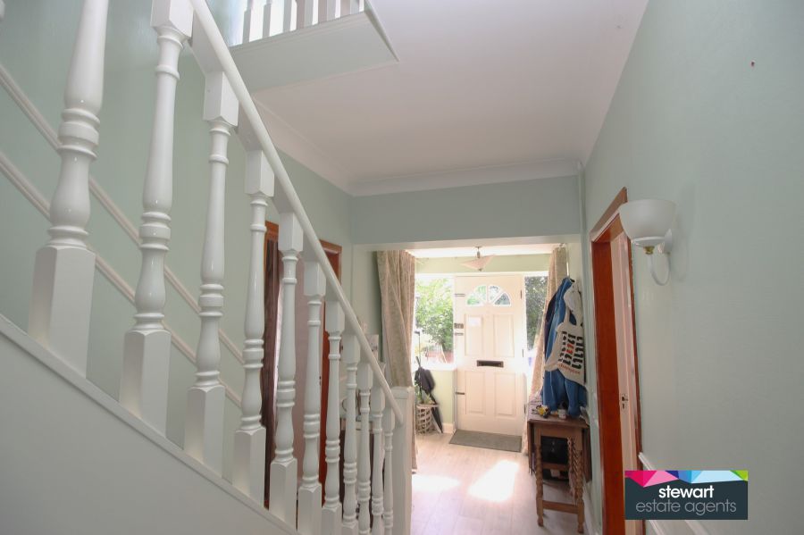 16 Clarehill Road