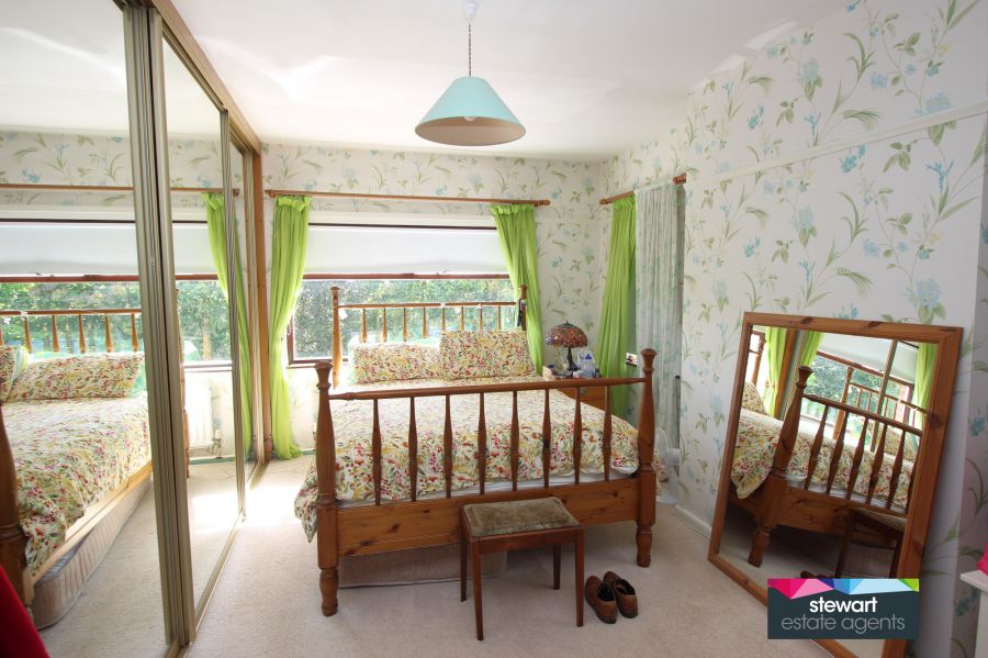 16 Clarehill Road