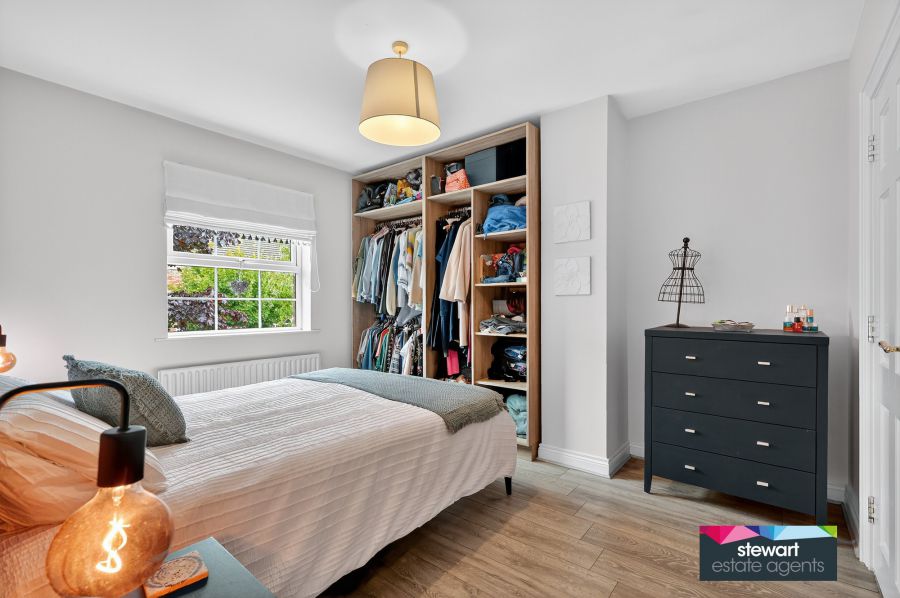 78 Glebe Gardens