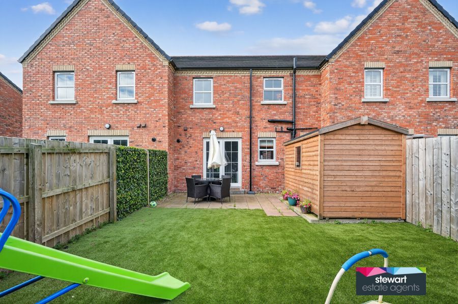 8 Glebe Close