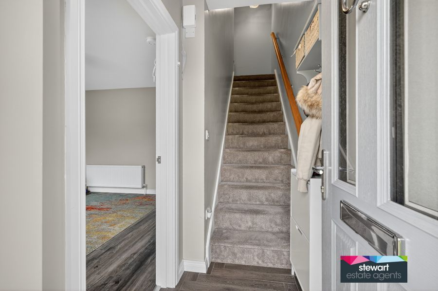 8 Glebe Close