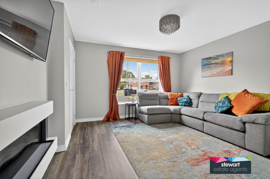 8 Glebe Close