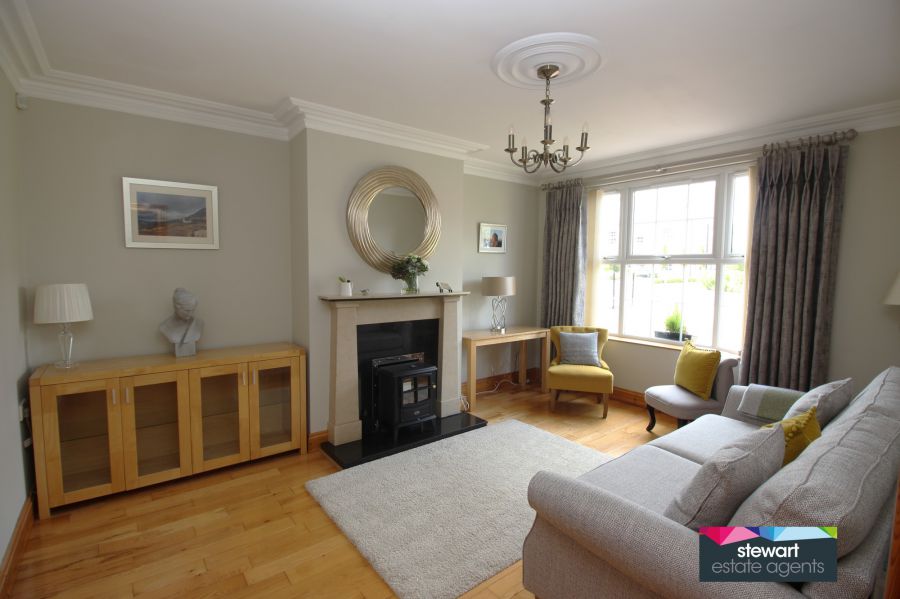 27 Glebe Park