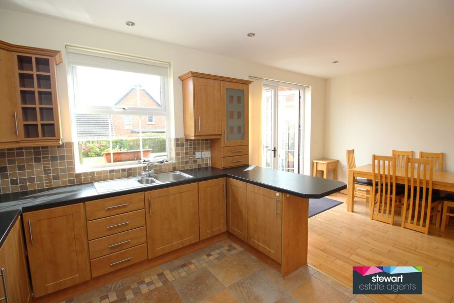 27 Glebe Park