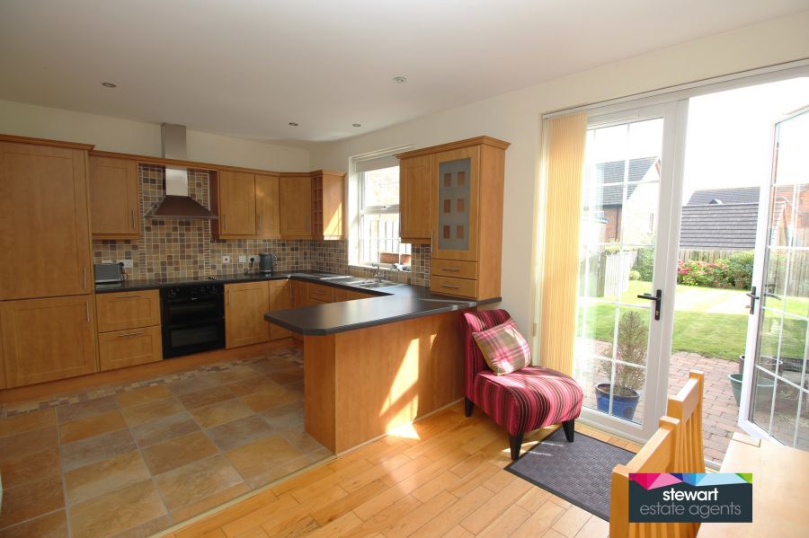 27 Glebe Park