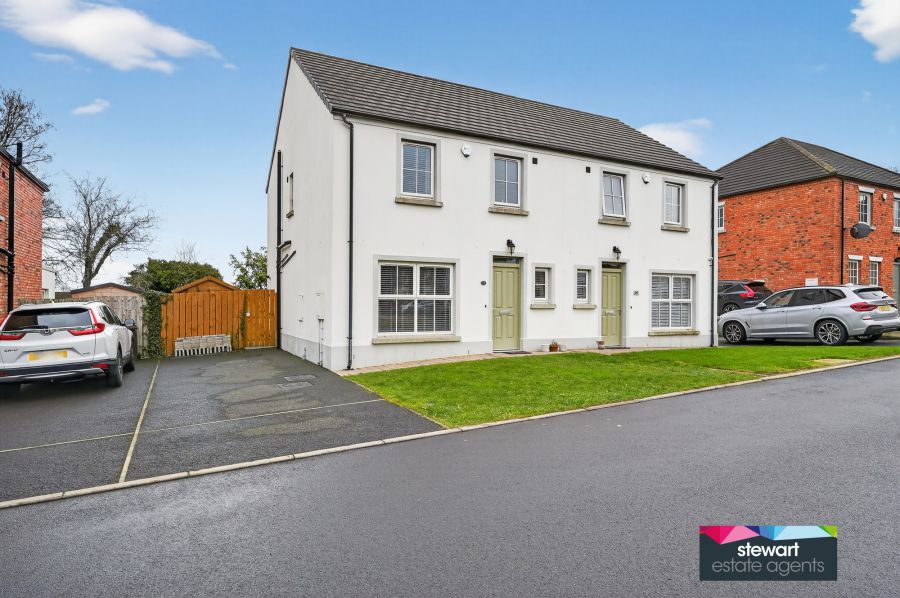 25 Harlow Green, Moira, BT67 0XH