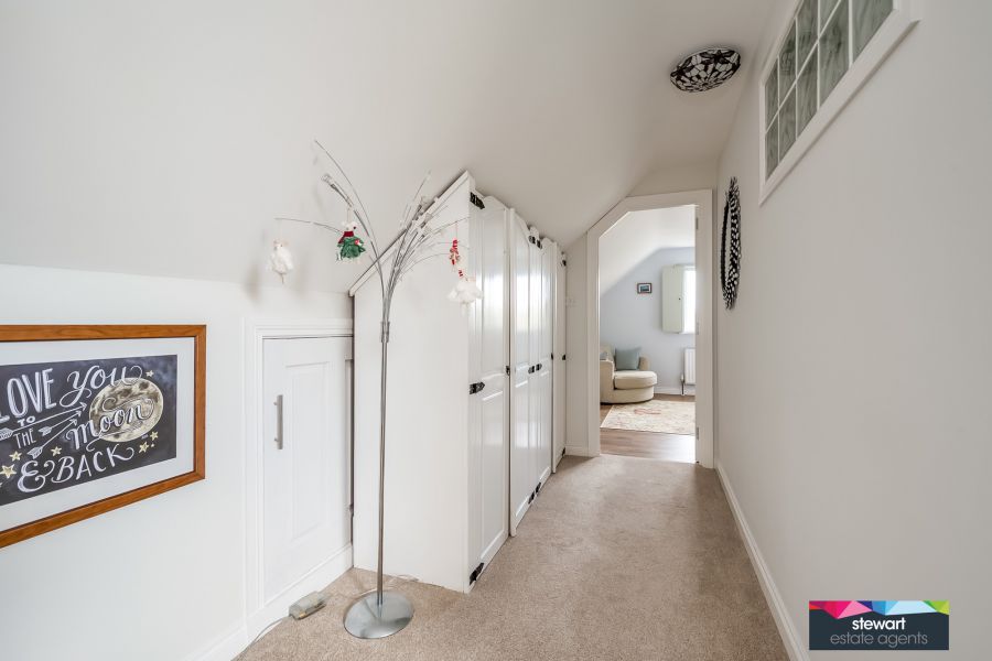 17 Lower Ballinderry Road