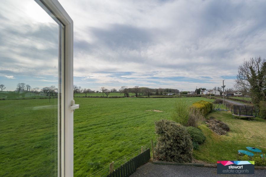 17 Lower Ballinderry Road