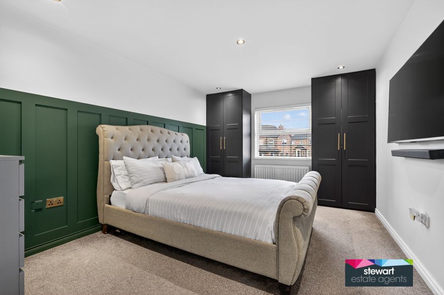 76 Wellington Park Drive