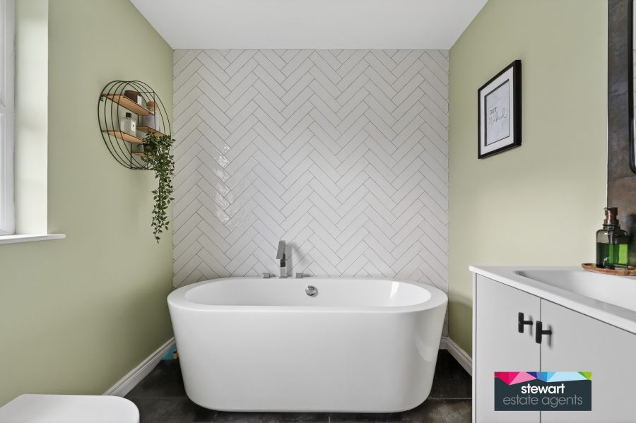 76 Wellington Park Drive