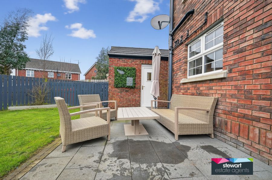 76 Wellington Park Drive