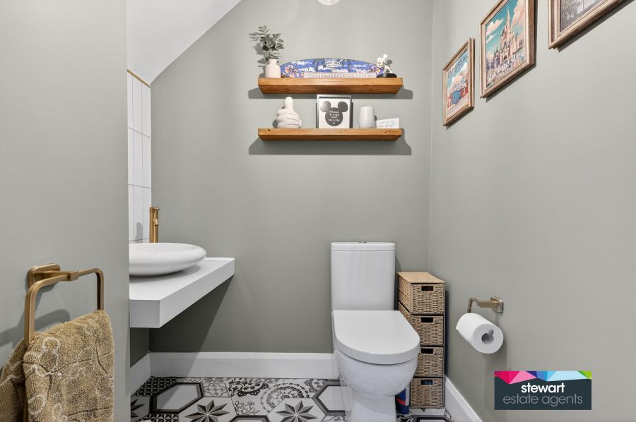 76 Wellington Park Drive