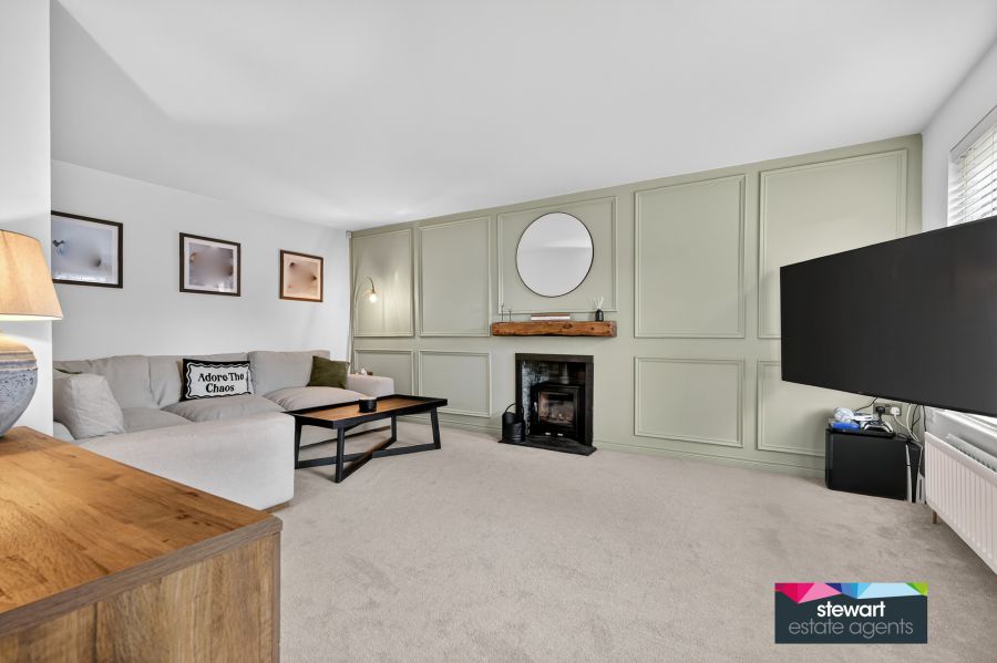 76 Wellington Park Drive