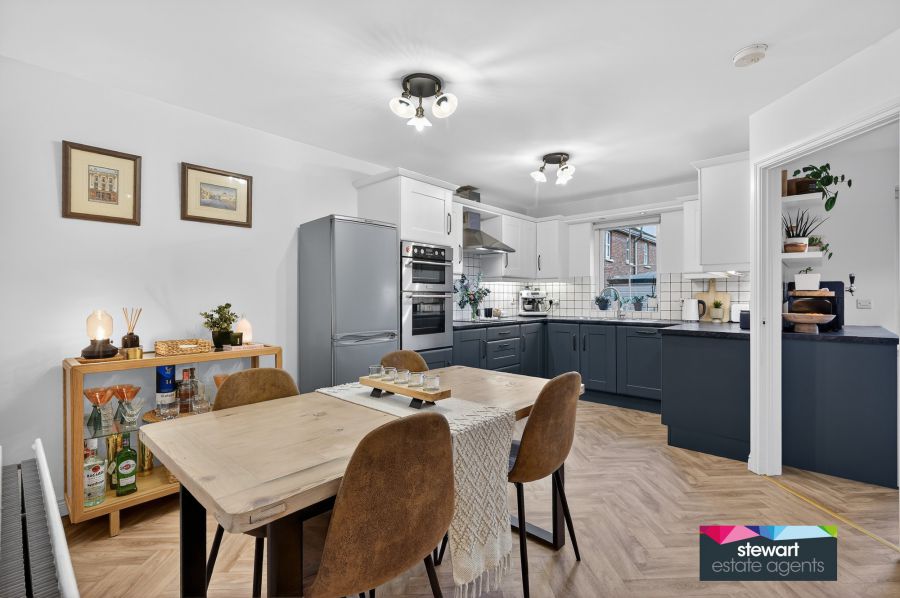 84 Wellington Park Avenue