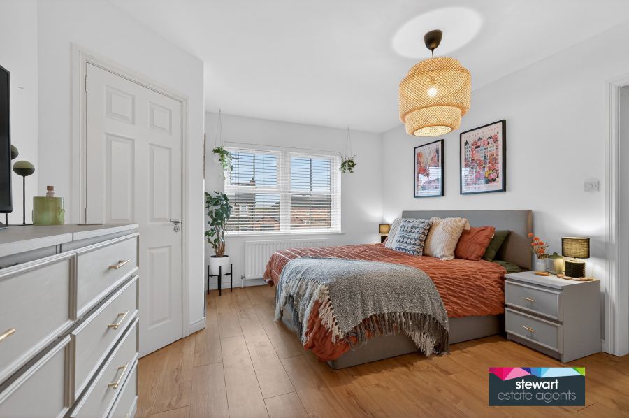 84 Wellington Park Avenue