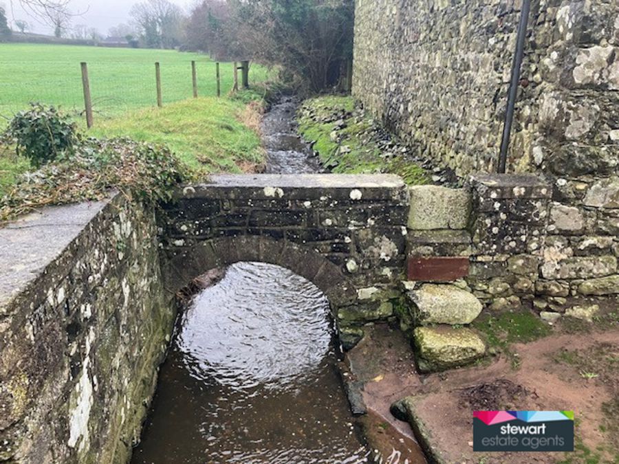 Broadwater House, 13 Old Church Lane