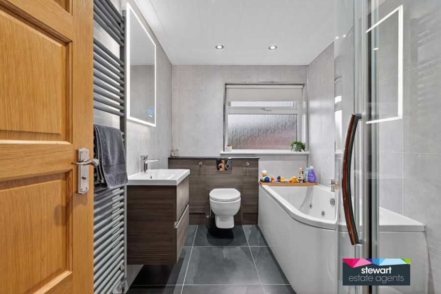 18B  Castlevue Gardens