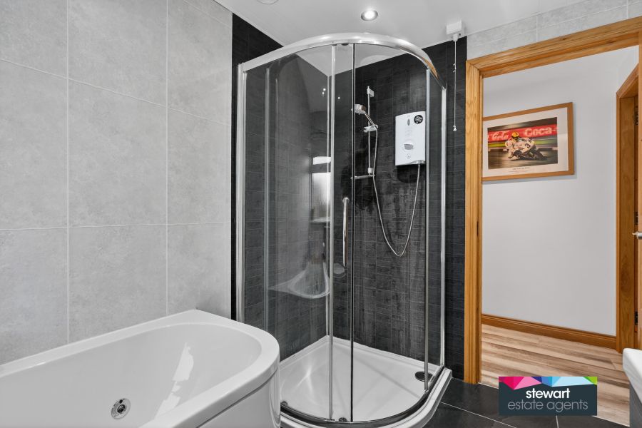 18B  Castlevue Gardens