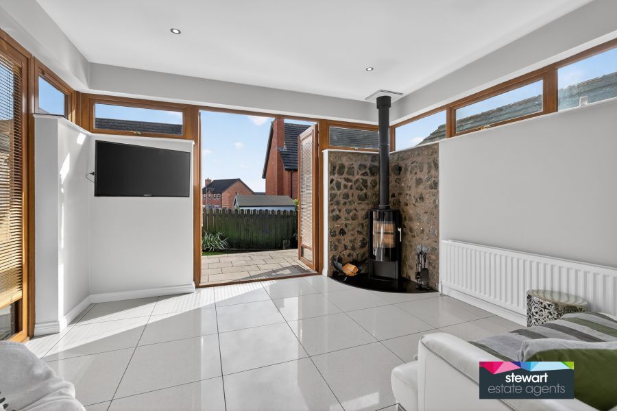 4 Wellington Park Drive