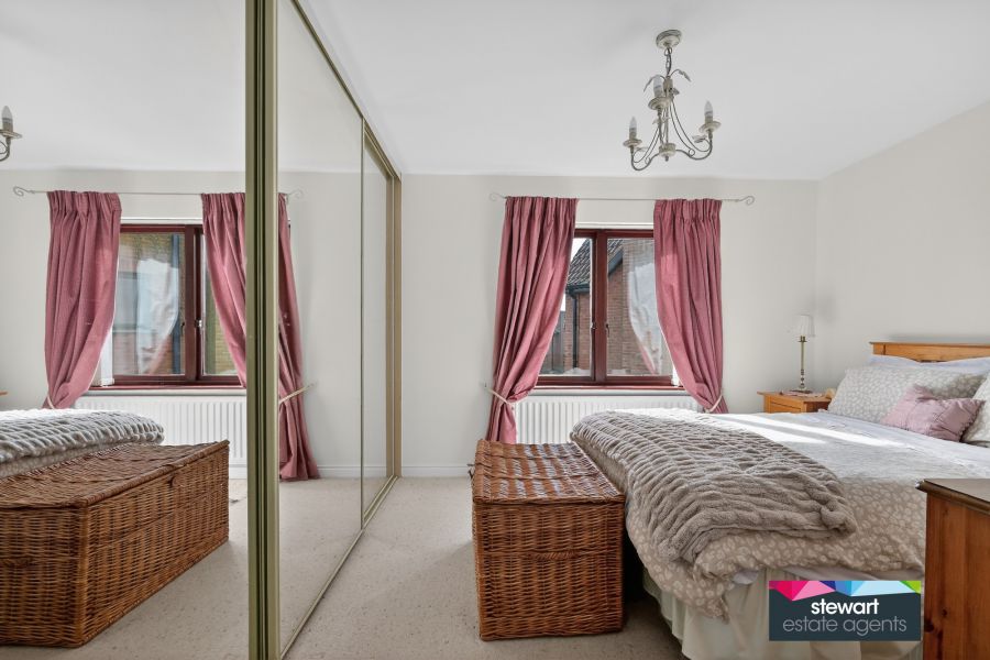 The Enscombe, 47 Waringfield Avenue