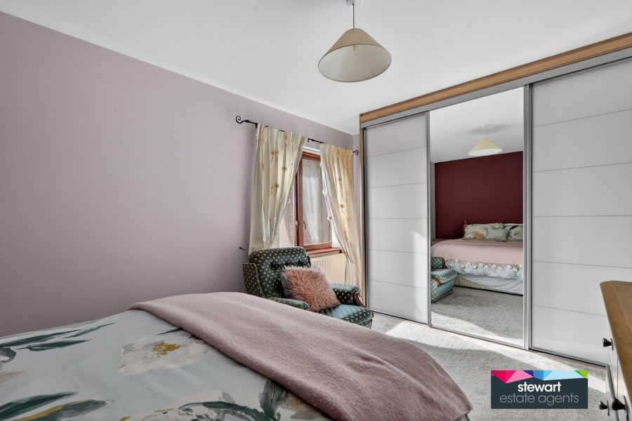 The Enscombe, 47 Waringfield Avenue