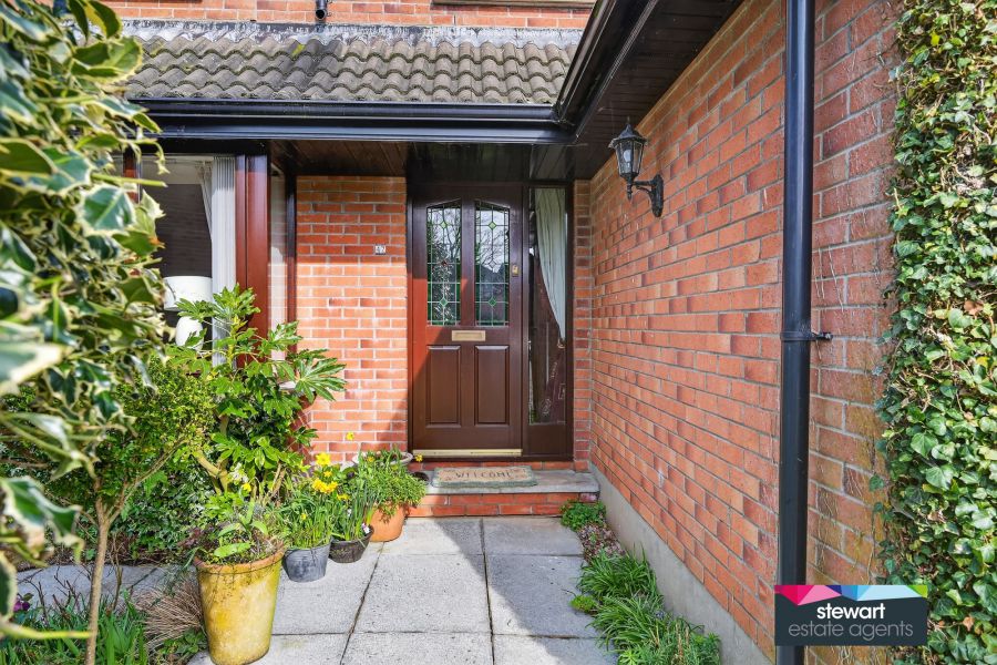 The Enscombe, 47 Waringfield Avenue