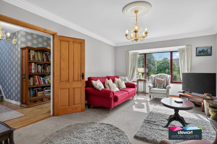 The Enscombe, 47 Waringfield Avenue