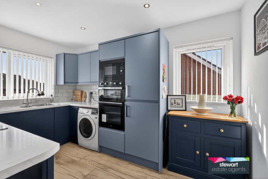 15 Laganvale Mews