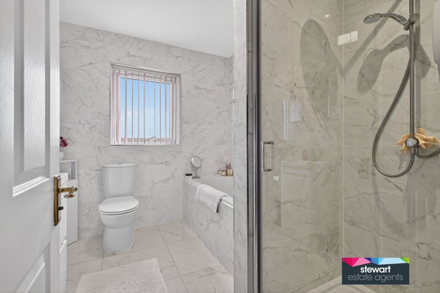 15 Laganvale Mews