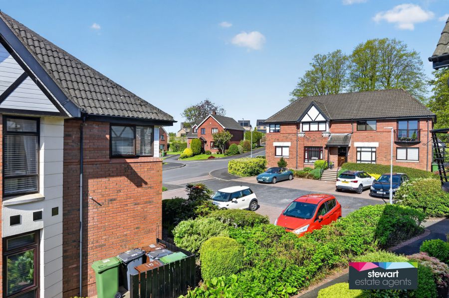 15 Laganvale Mews
