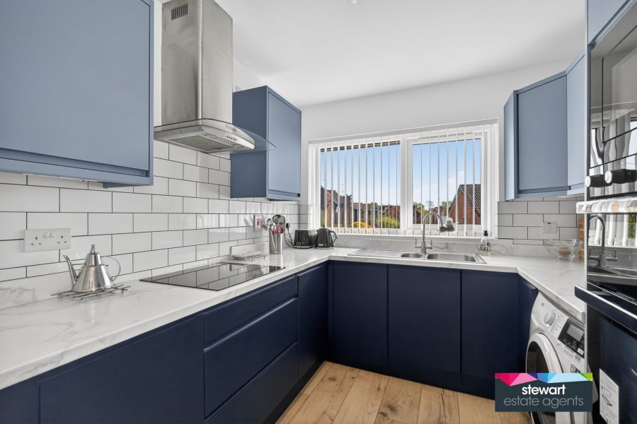 15 Laganvale Mews