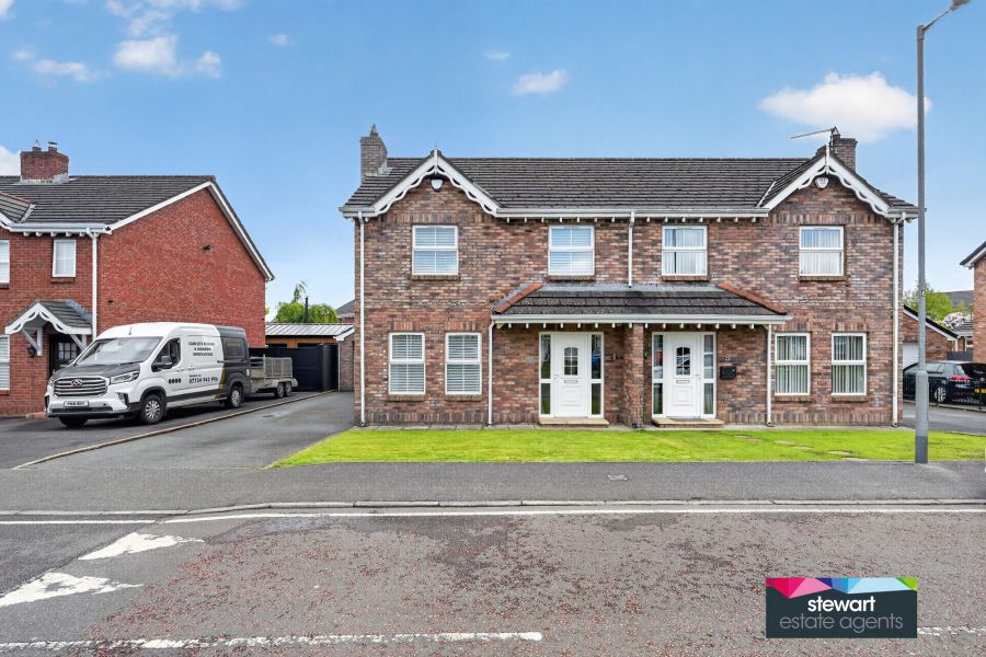 7 Wellington Park Mews