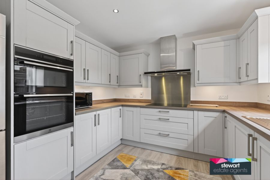 7 Wellington Park Mews