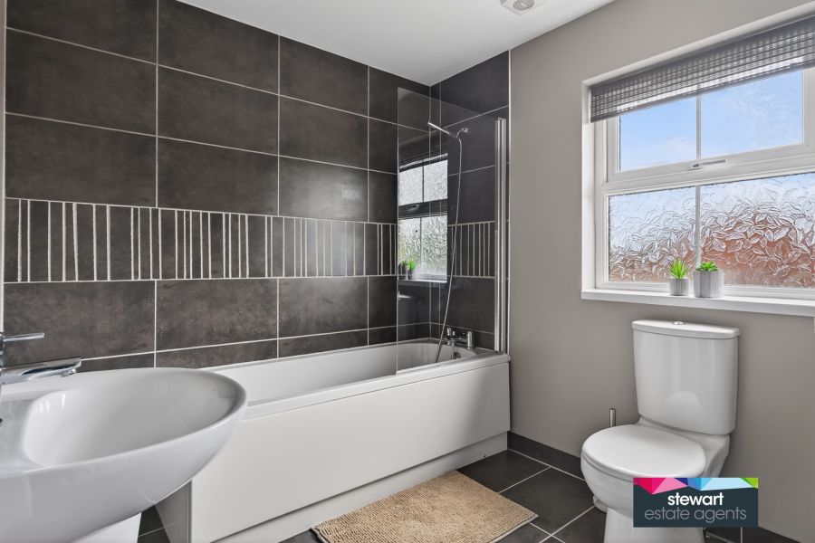 7 Wellington Park Mews