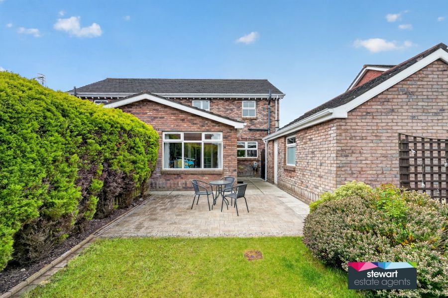 7 Wellington Park Mews
