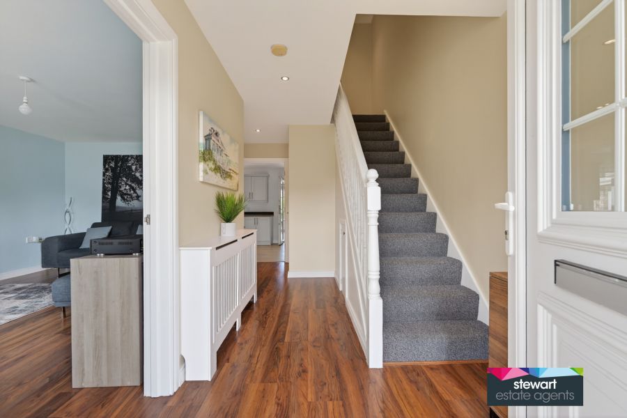 7 Wellington Park Mews